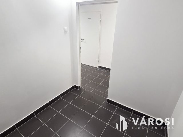 Nagy erkélyes, okosotthon a 13. kerületben