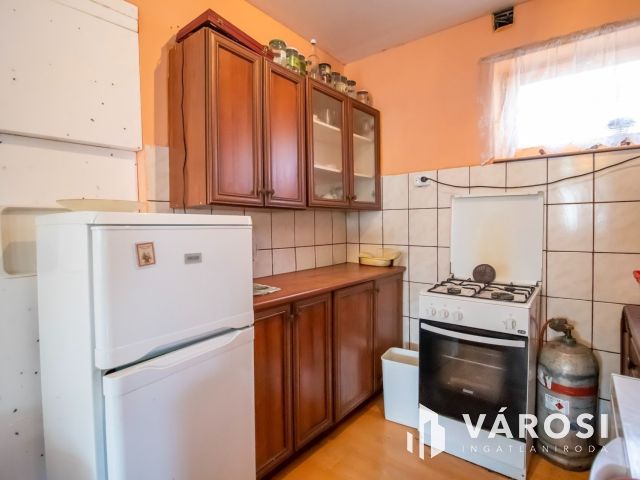 Eladó velencei családi ház csendes helyen