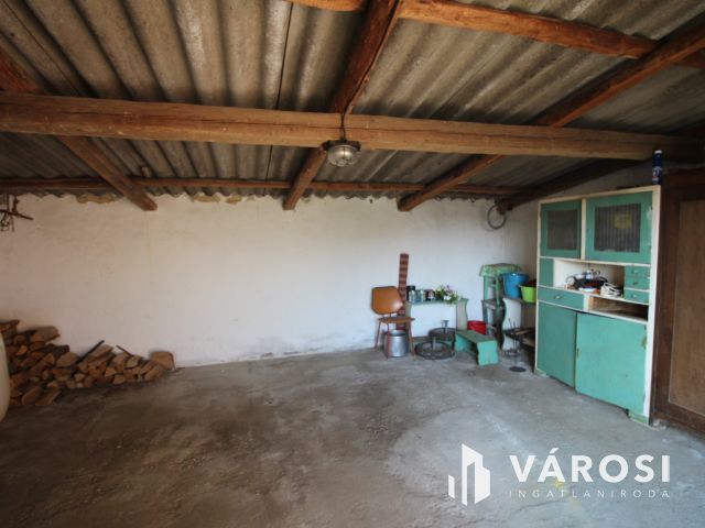 Ház a csend szigetén, Keléden