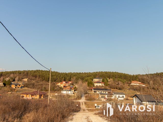 Építési telek csodás panorámával Tinnyén a Király- völgyben