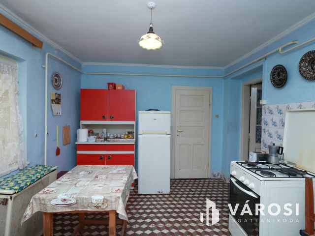 Kis családi fészek