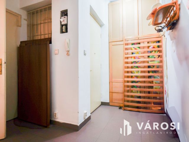 Több lakásra bontható szenzációs elhelyezkedéssel!