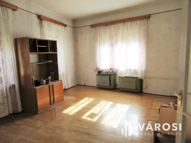 Orosházi társasház, GARÁZS az Árban!