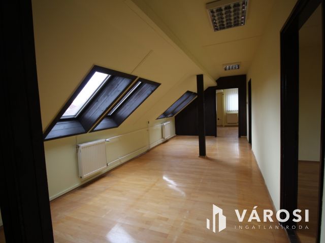 Eladó irodaház Szombathelyen