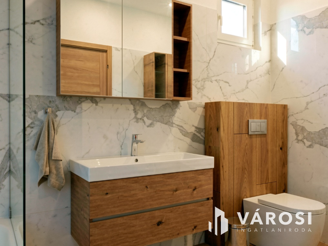 Új építésű, kulcsrakész családi házak