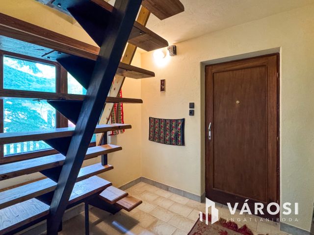 Két telek, egy nyaraló és sok-sok gyümölcsfa Szanazugban