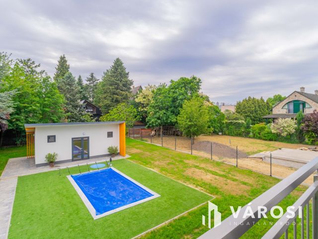 Panorámás luxus lakás Balatonföldváron kiadó