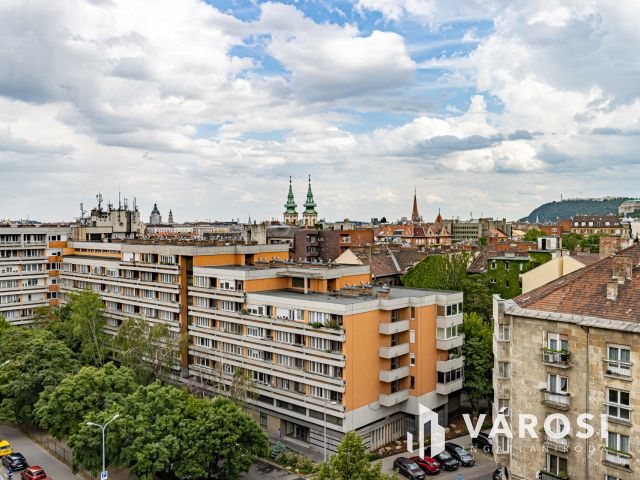 Retró lakás, előkelő helyen, Budai várra panorámával