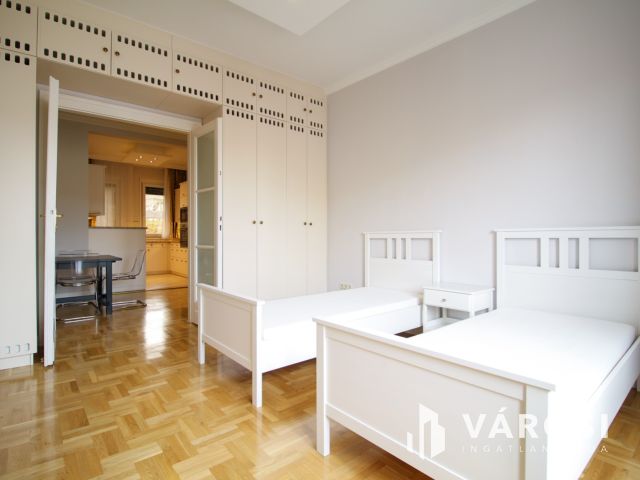Luxus lakás kiadó a Vár alatt